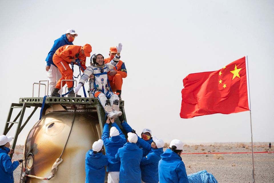 Shenzhou-16 Raising the Chinese Flag on the Space Station